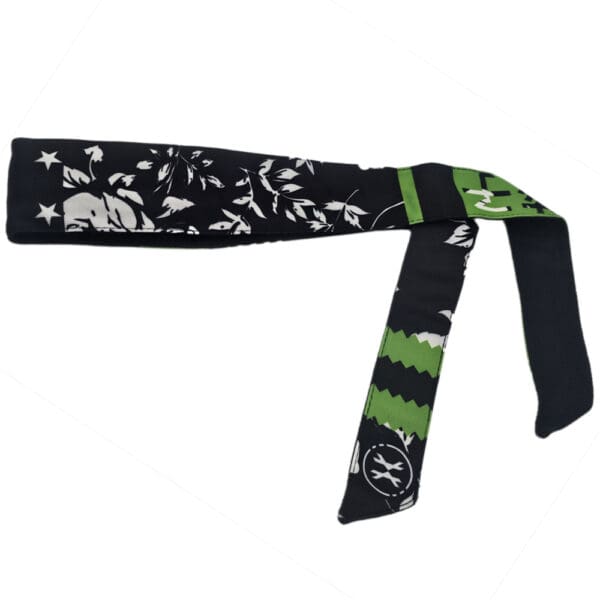 Black and green patterned headband.